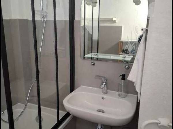 Colocation / Appartement 5 pièces de 83 m², Strasbourg, Rue Sainte-Cécile / Photo 2