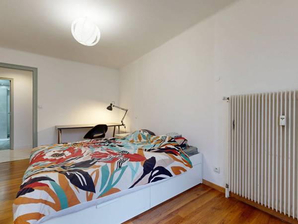 Colocation / Appartement 4 pièces de 75 m², Annemasse, Avenue de la Gare / Photo 2