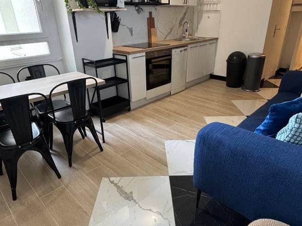 Colocation / Appartement 6 pièces de 83 m², Évry-Courcouronnes, Rue des Pyramides / Photo 2