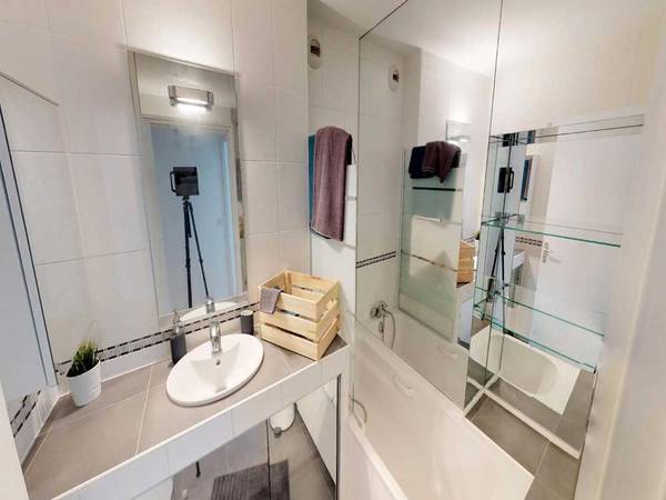 Colocation / Appartement 5 pièces de 100 m², Lyon, Rue Juliette Récamier / Photo 9