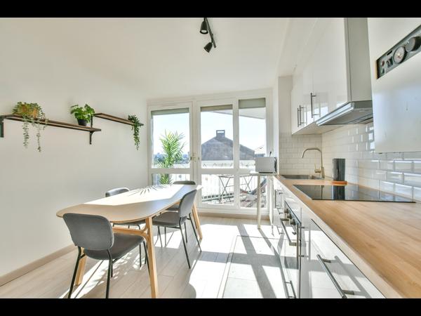 Colocation / Appartement 5 pièces de 80 m², Neuilly-sur-Marne, Avenue François Mauriac / Photo 2