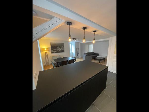 Colocation / Appartement 5 pièces de 108 m², Strasbourg, Rue des Balayeurs / Photo 2