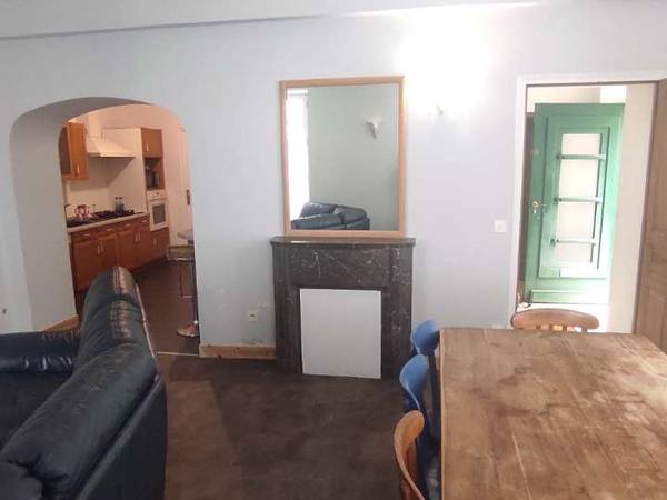 Colocation / Maison 8 pièces de 150 m², Laval, Rue Échelle Marteau / Photo 6