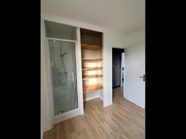 Colocation / Appartement 5 pièces de 91 m², Rennes, Rue Frédéric Mistral / Photo 30