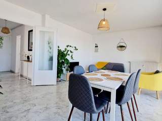 Colocation / 5 rooms apartment · 119 m², Nîmes, Rue Briçonnet