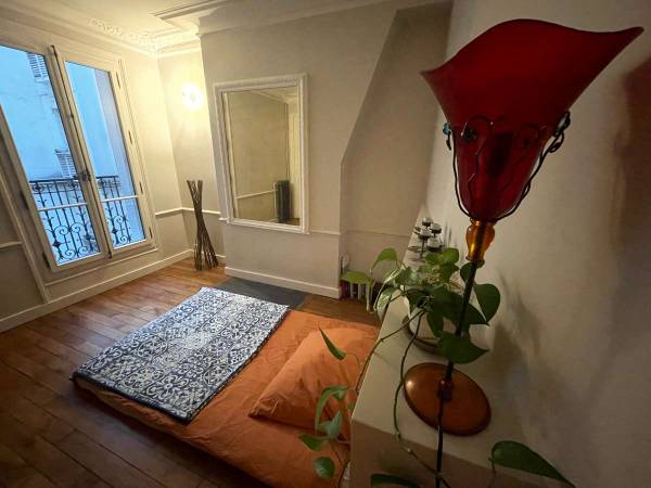 Colocation / Appartement 3 pièces de 50 m², Paris, Rue Hégésippe-Moreau / Photo 2