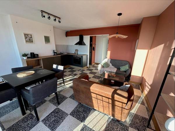 Colocation / Appartement 4 pièces de 70 m², Marseille, Rue Francois Massabo / Photo 2