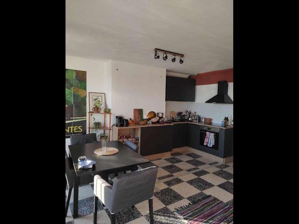Colocation / Appartement 4 pièces de 70 m², Marseille, Rue Francois Massabo / Photo 8