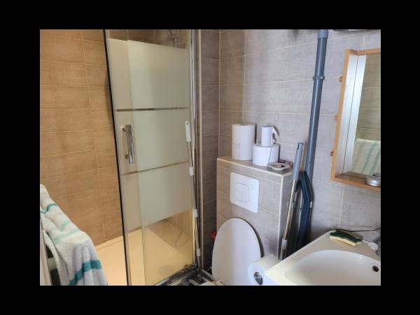 Location / Appartement 2 pièces de 28 m², Lille, 184 Rue Barthélémy Delespaul / Photo 2