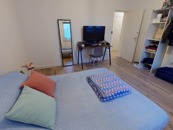 Colocation / Appartement 4 pièces de 59 m², Strasbourg, Rue d'Upsal / Photo 2