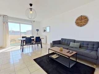 Închiriere / 4 rooms apartment · 82 m², Nîmes, Avenue Georges Dayan