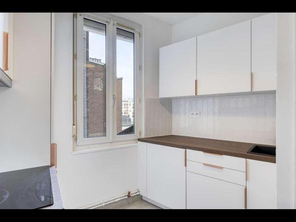 Colocation / Appartement 4 pièces de 71 m², Rouen, Place des Emmurees / Photo 6