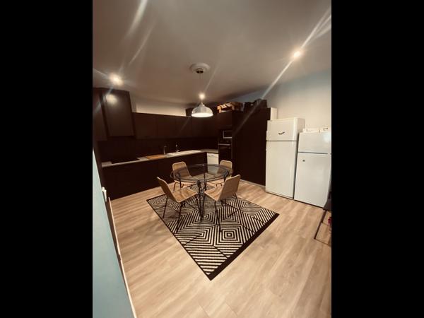 Coliving / Immeuble 10 pièces de 254 m², Bordeaux, Cours Saint Louis / Photo 2