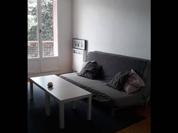 Colocation / Appartement 4 pièces de 90 m², Saint-Martin-d'Hères, Avenue Gabriel Peri / Photo 2