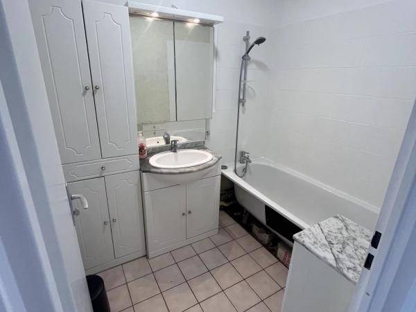 Location / Appartement 3 pièces de 67 m², Sarcelles, Rue des Bauves / Photo 8