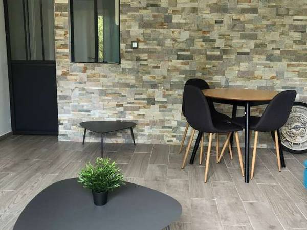 Colocation / Appartement 5 pièces de 70 m², Palaiseau, Résidence du Val Palaiseau / Photo 2