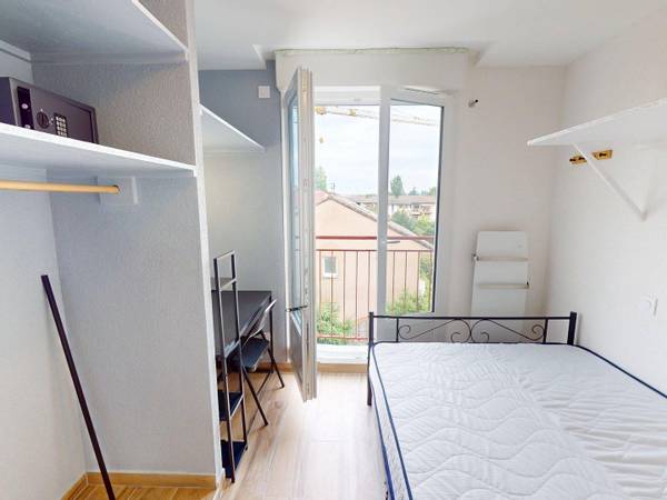 Colocation / Appartement 5 pièces de 70 m², Gaillard, Rue du Martinet / Photo 2