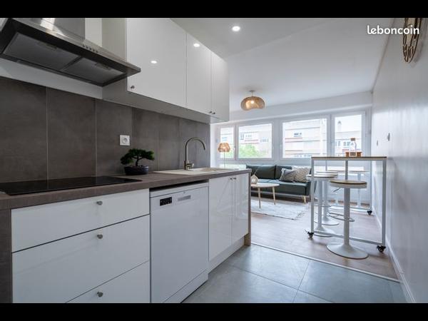 Colocation / Appartement 5 pièces de 76 m², Oullins-Pierre-Bénite, Boulevard de L’Europe / Photo 2