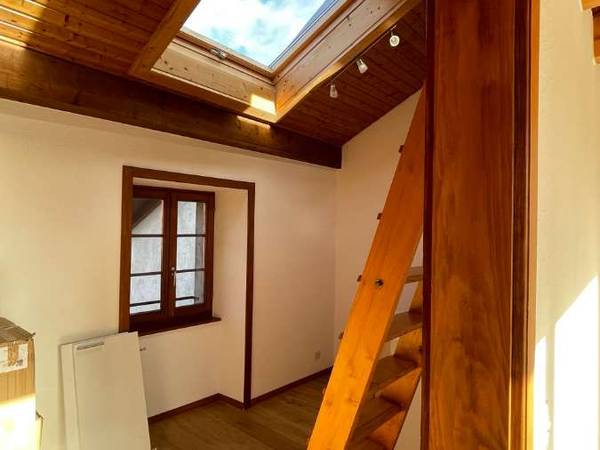 Colocation / Appartement 7 pièces de 250 m², Ballens, Rue du Collège / Photo 8