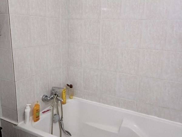 Colocation / Appartement 5 pièces de 91 m², Marseille, Rue de la Caserne / Photo 7