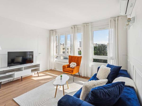 Colocation / Appartement 6 pièces de 89 m², Vénissieux, Rue Pierre Brossolette / Photo 2