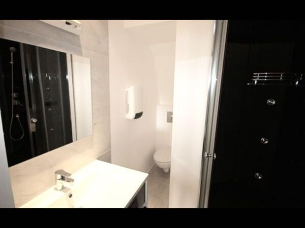 Colocation / Maison 8 pièces de 200 m², Croix, Rue Gustave Dubled / Photo 2