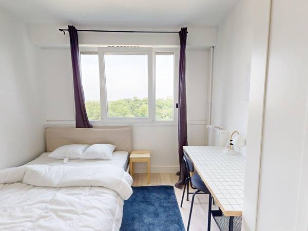 Colocation / Appartement 5 pièces de 81 m², Créteil, Boulevard Montaigut / Photo 2