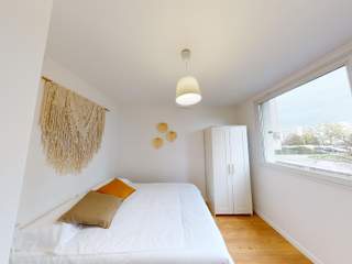 Colocation / Appartement 5 pièces de 75 m², Lyon, Rue Philippe Fabia