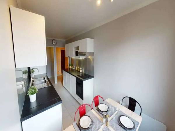 Colocation / Appartement 7 pièces de 104 m², Lyon, Rue des Trois Pierres / Photo 7