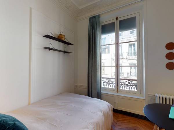 Colocation / Appartement 1 pièce de 240 m², Paris, 43 Rue de Clichy, / Photo 8