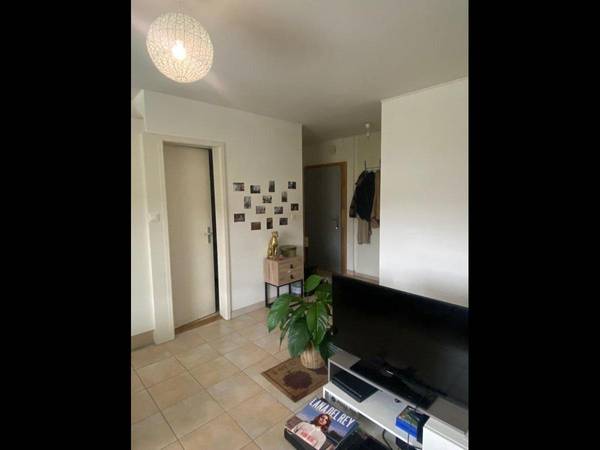 Colocation / Appartement 3 pièces de 65 m², Ecublens, Route du Bois / Photo 2