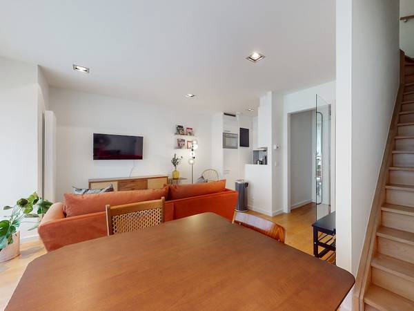 Location / Appartement 1 pièce de 48 m², Bruxelles, Boulevard du Régent 55 / Photo 2