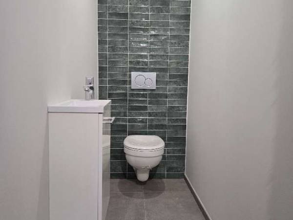 Colocation / Maison 8 pièces de 118 m², Charleroi, Rue Brigade Piron / Photo 5