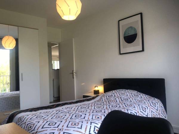 Room share / 5 rooms apartment · 95 m², Pau, Rue Albert Camus / Photo 9