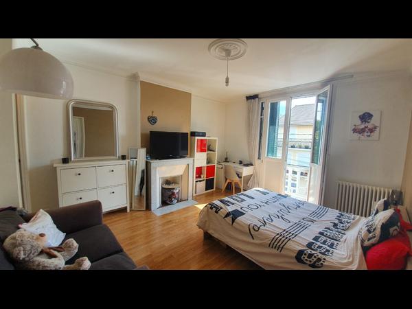 Flatsharing / 7-bedroom house · 150 m², Le Bourget, Avenue Jean Jaurès / Photo 2