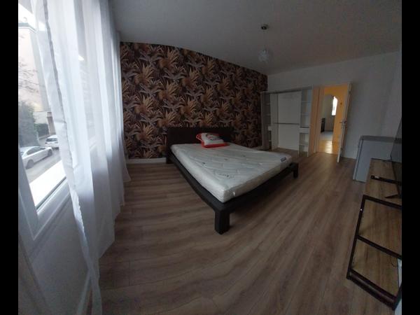 Colocation / Appartement 4 pièces de 72 m², Grenoble, Avenue Général Champon / Photo 19