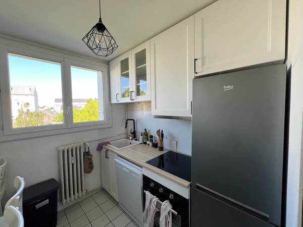 Location / Maison 4 pièces de 69 m², Rennes, Allée du Pigeon Blanc / Photo 2