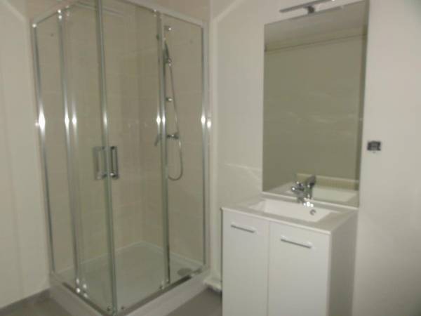 Location / Appartement 2 pièces de 49 m², Le Creusot, Rue Maréchal Foch / Photo 2