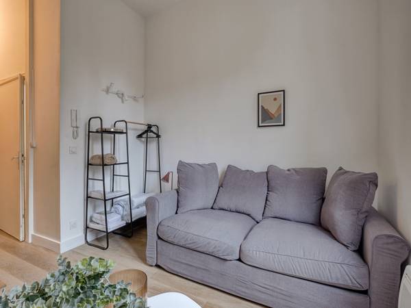 Location / Appartement 1 pièce de 16 m², Bordeaux, Rue Sainte-Catherine / Photo 2