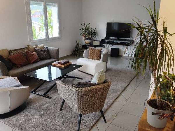 Colocation / Appartement 6 pièces de 130 m², La Tour-du-Pin, Allée Françoise Dolto / Photo 2