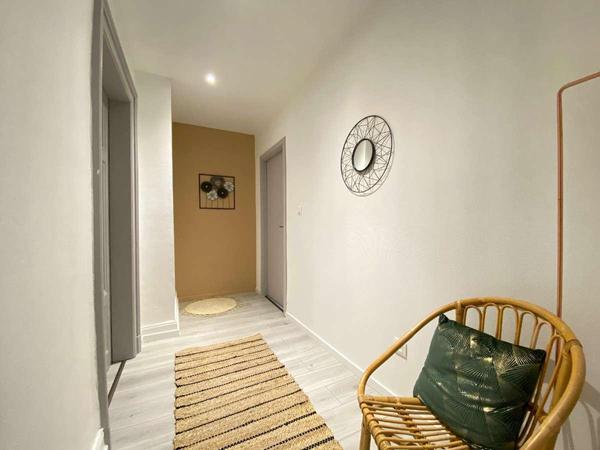Colocation / Appartement 4 pièces de 83 m², Strasbourg, Rue des Forgerons / Photo 2