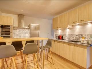 Room share / 7 rooms apartment · 110 m², Lyon, Route de Vienne
