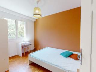 Colocation / Appartement 4 pièces de 64 m², Vénissieux, Avenue Jules Guesde