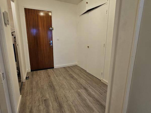 Chambre chez l'habitant / Appartement 1 pièce de 11 m², Reims / Photo 10