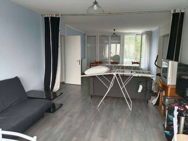 Colocation / Appartement 4 pièces de 118 m², Reims, Rue de la Méditerranée / Photo 2