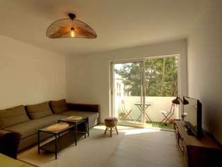 Room share, 5 rooms apartment, Talence