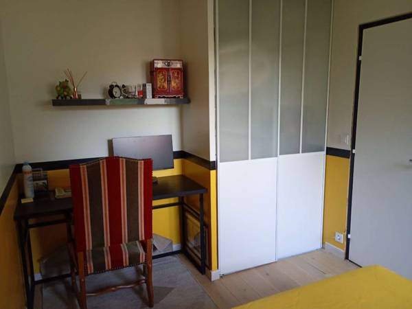 Colocation / Appartement 4 pièces de 87 m², Montigny-le-Bretonneux, Allée des Boutons d'Or / Photo 8