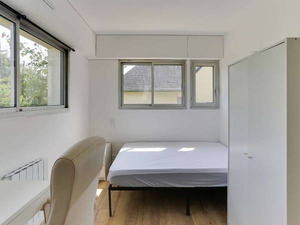 Coliving / Maison 10 pièces de 200 m², Rennes, Rue de Saint-Malo / Photo 2