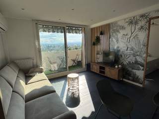 Room share, 4 rooms apartment, Lyon