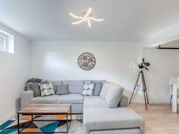 Colocation / Maison 9 pièces de 134 m², Cergy, Rue de l'Amandier / Photo 2